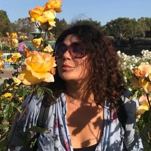 Meet your Posher, Angela